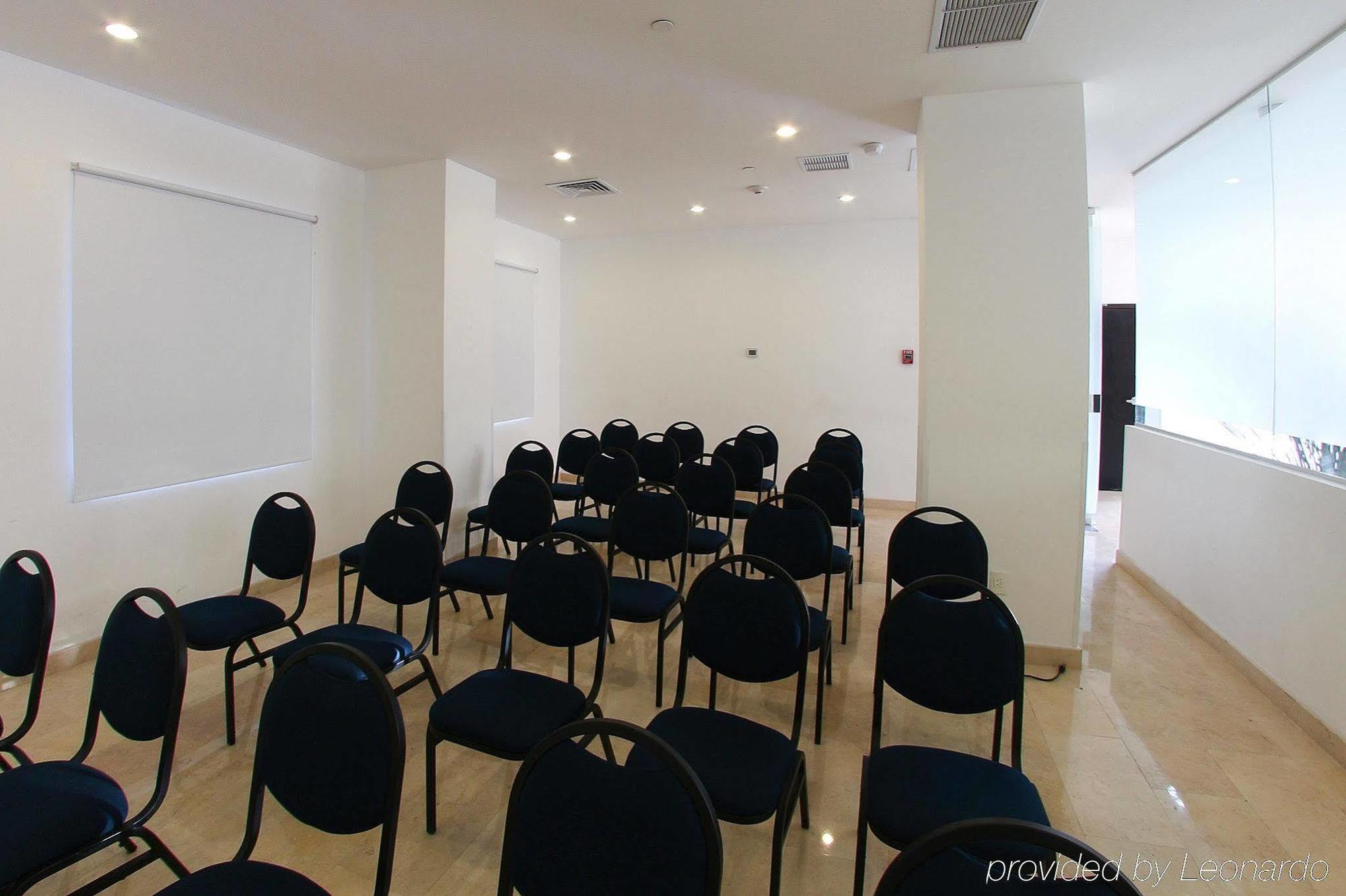 One Culiacan Forum المظهر الخارجي الصورة